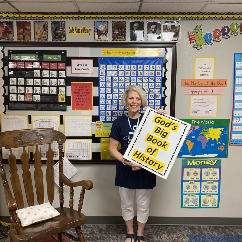 Kindergarten students learn history